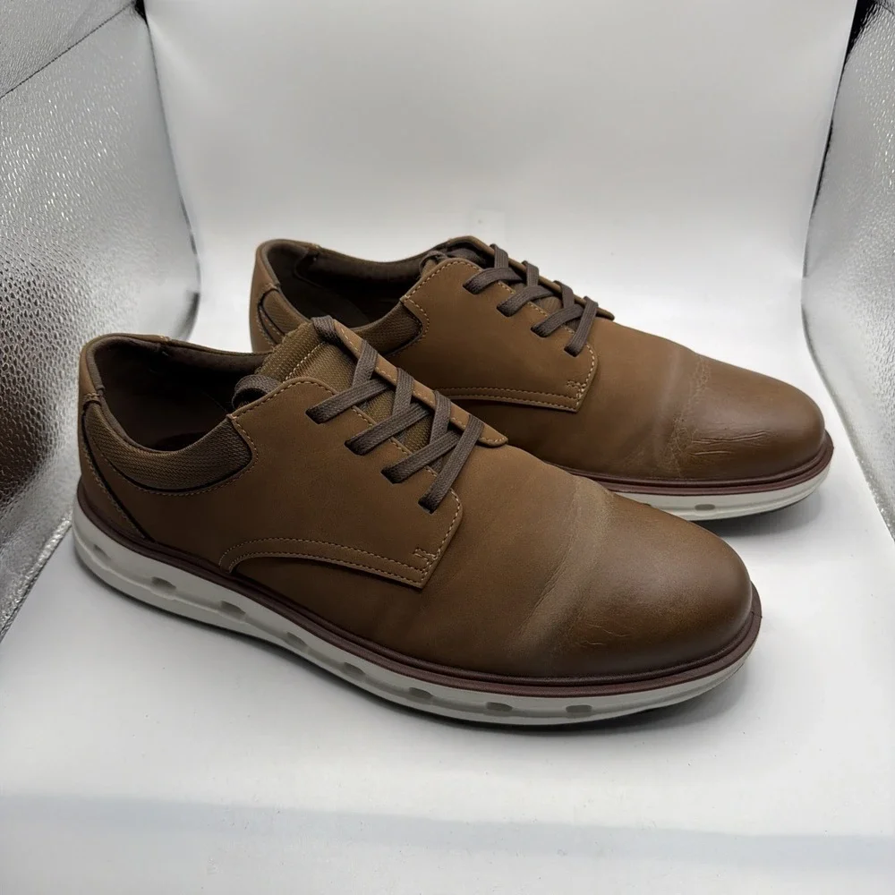 Lands End Sport Oxford Dark‎ Tan And White. Size 11